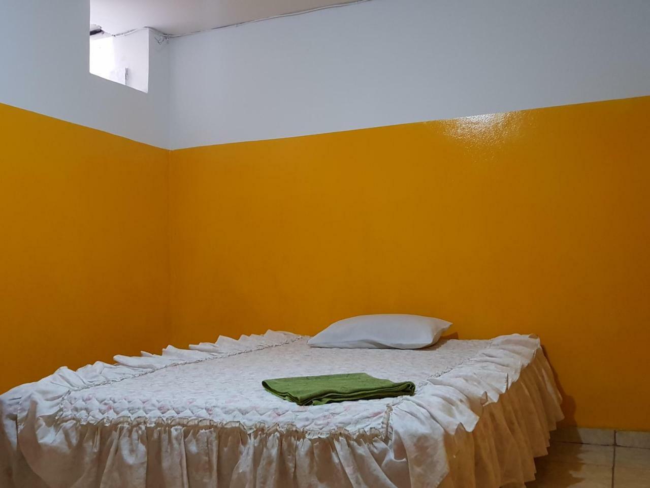 Hospedaje Jacaranda Ica Exterior photo